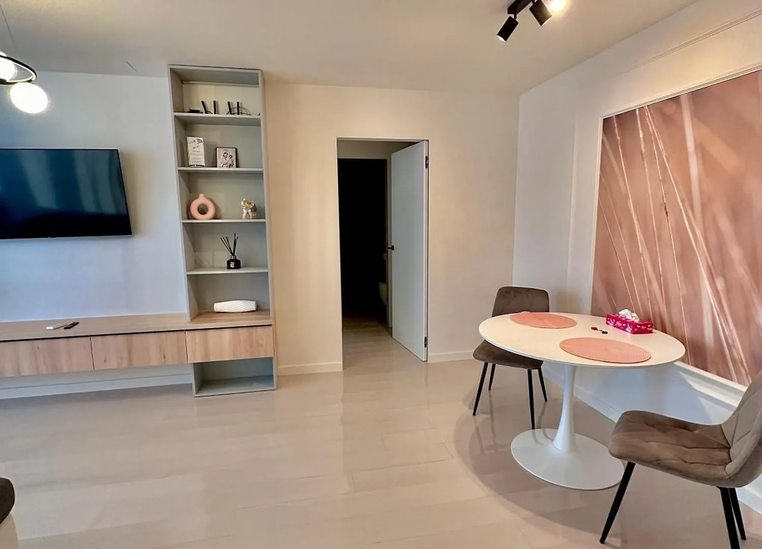Topspace2 Apartment Bucharest Romania